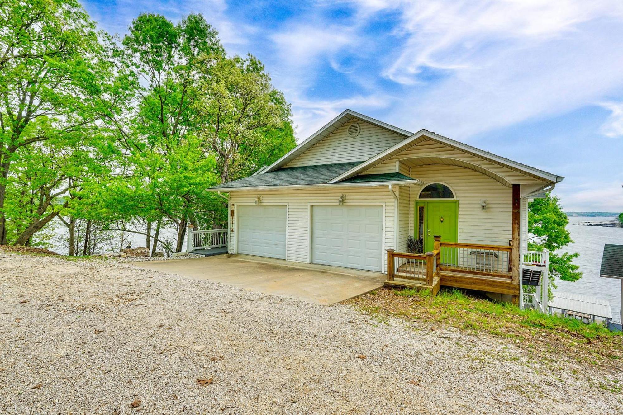Townhouse With Shared Dock On Lake Of The Ozarks! Экстерьер фото