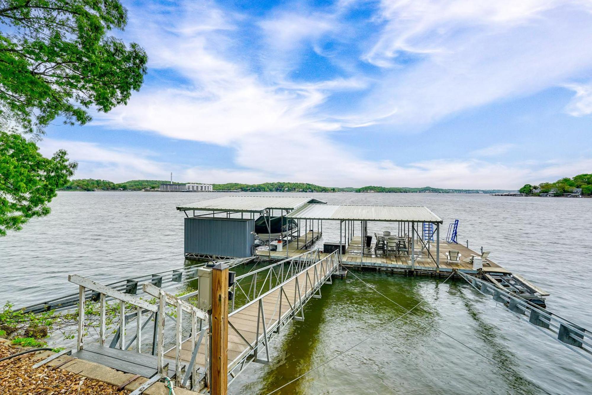 Townhouse With Shared Dock On Lake Of The Ozarks! Экстерьер фото