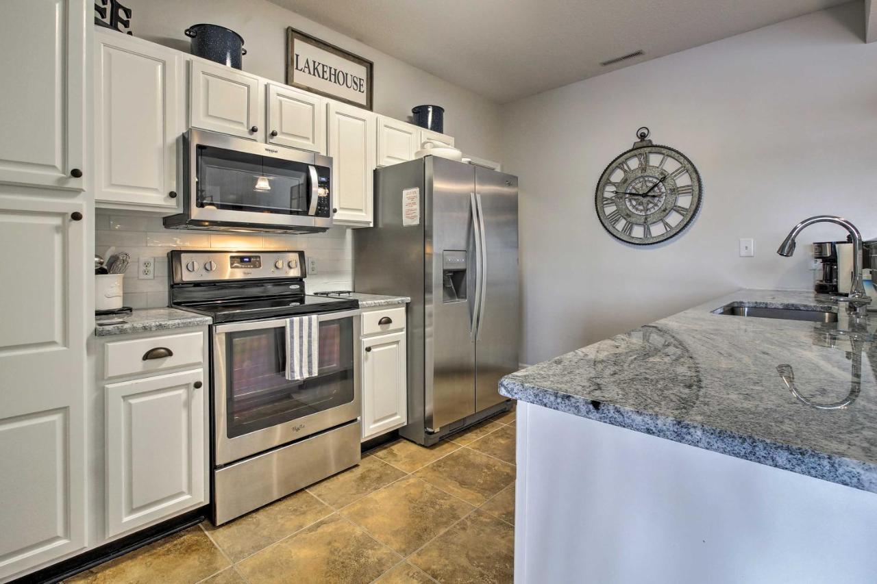 Townhouse With Shared Dock On Lake Of The Ozarks! Экстерьер фото