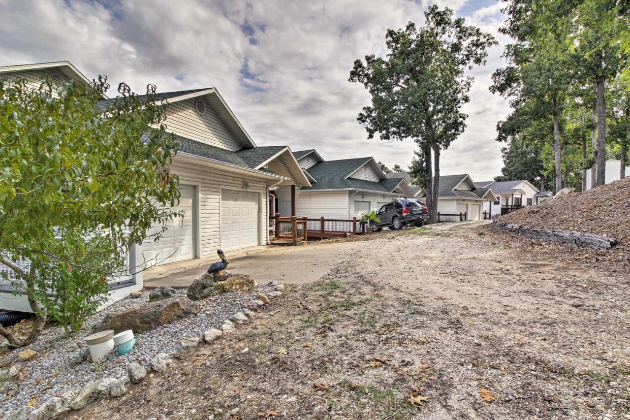 Вилла Townhouse With Shared Dock On Lake Of The Ozarks! Экстерьер фото