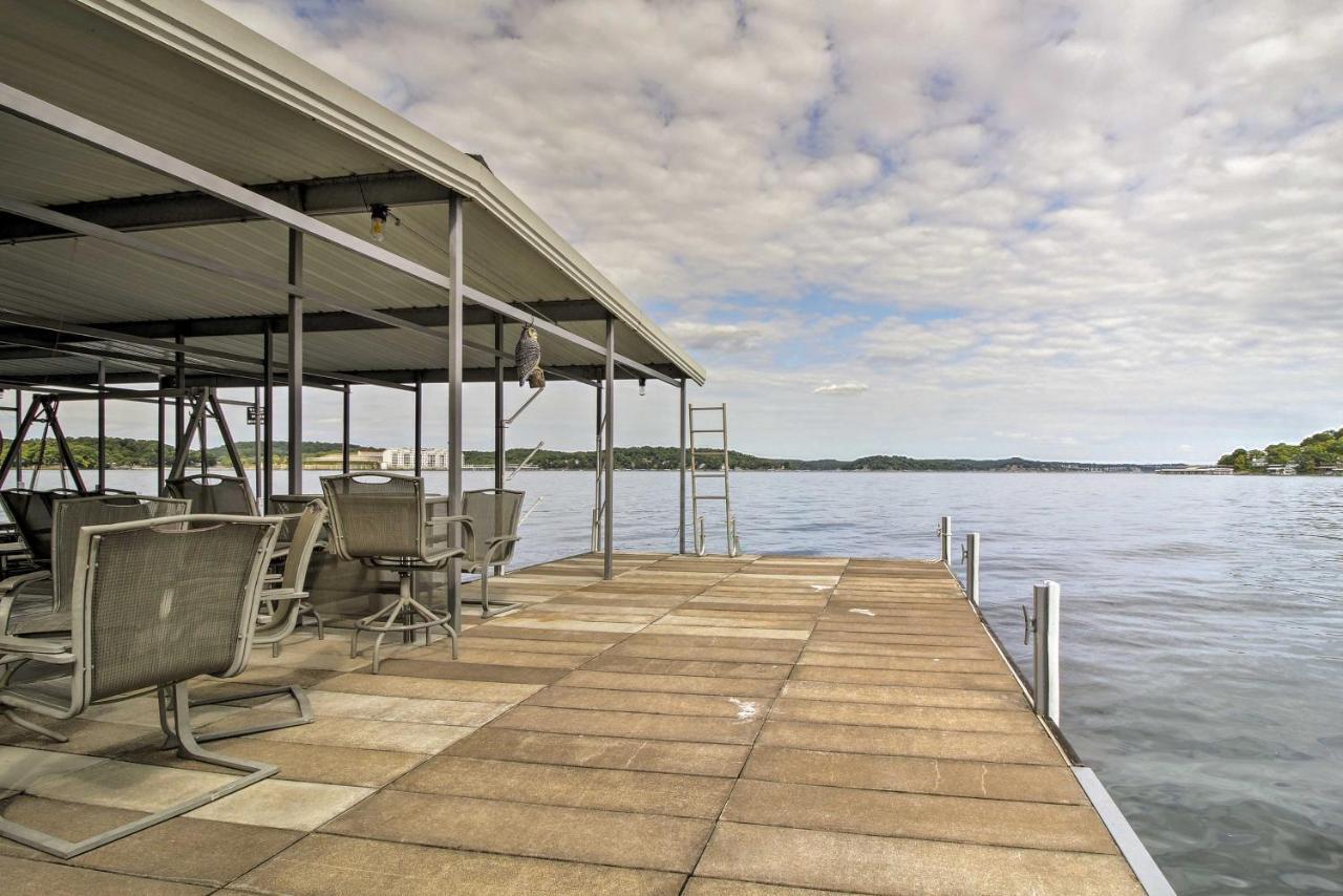 Вилла Townhouse With Shared Dock On Lake Of The Ozarks! Экстерьер фото